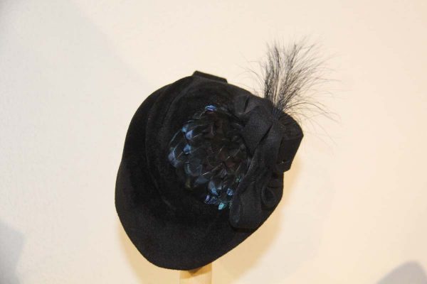 Chapeau Femme En Feutre Bordeaux Vintage Ancien (1936-1937) - Taille Unique