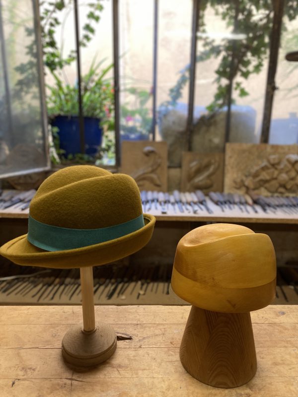 Forme à chapeaux – Calotte pli virgule – Image 4
