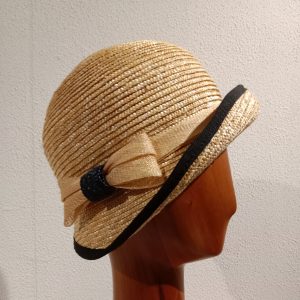 Chapeaux Supreme femme à partir de 75 €