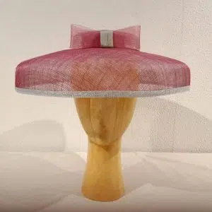 Chapeau de cérémonie, en sisal bicolore prune ciel, T unique
