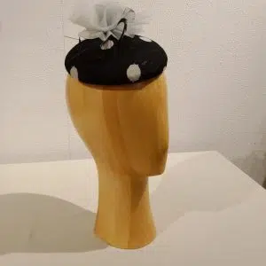 Chapeau femme, type bibi de cérémonie, en paille et crin, T unique