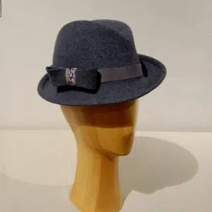 Chapeau femme, type Trilby, feutre mérinos, T 56