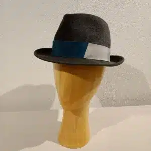 Chapeau homme, type Fedora, feutre de poil, gris, T 58