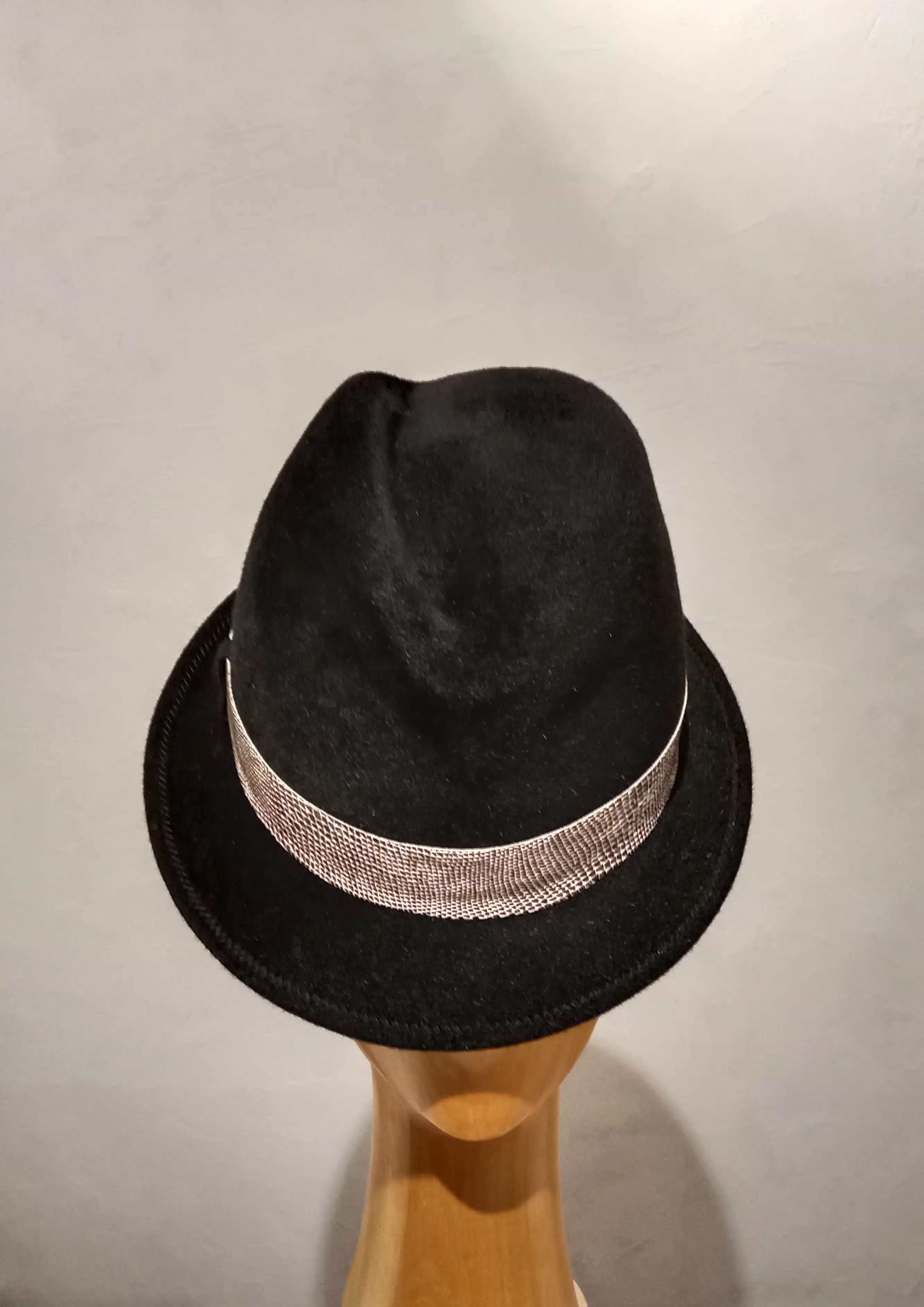 Chapeau, type Fedora, en feutre velours, noir, T 58 – Image 6