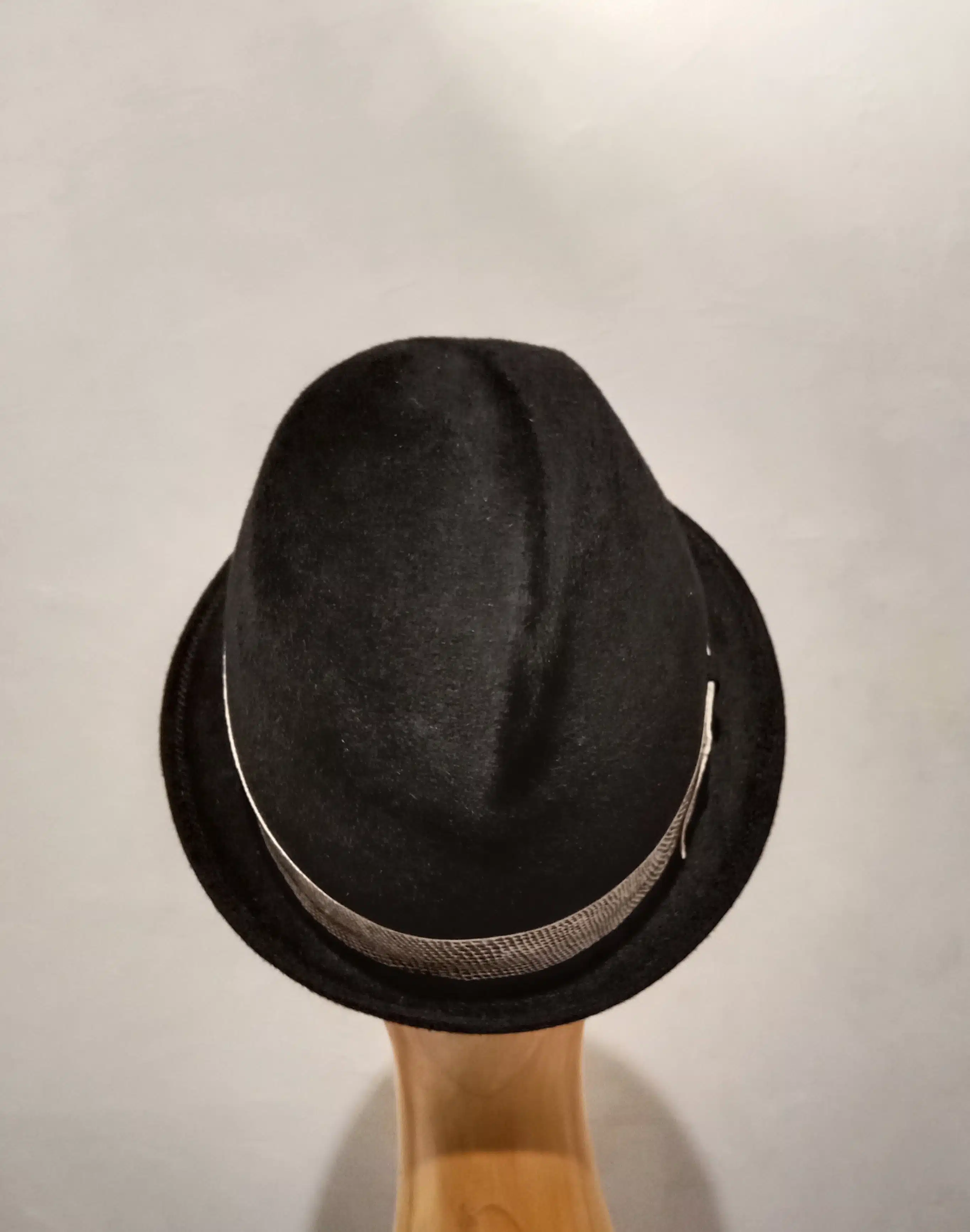 Chapeau, type Fedora, en feutre velours, noir, T 58 – Image 5