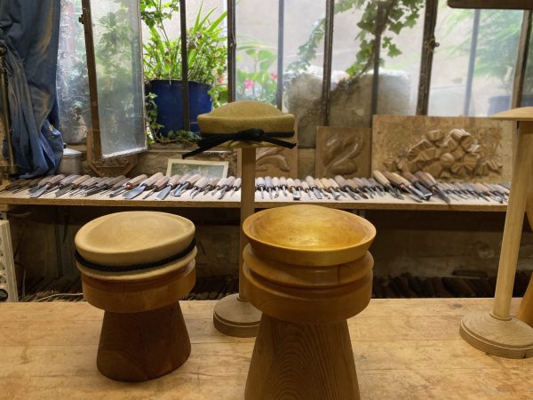 Forme à chapeaux - Calot fantaisie ovale – Image 3