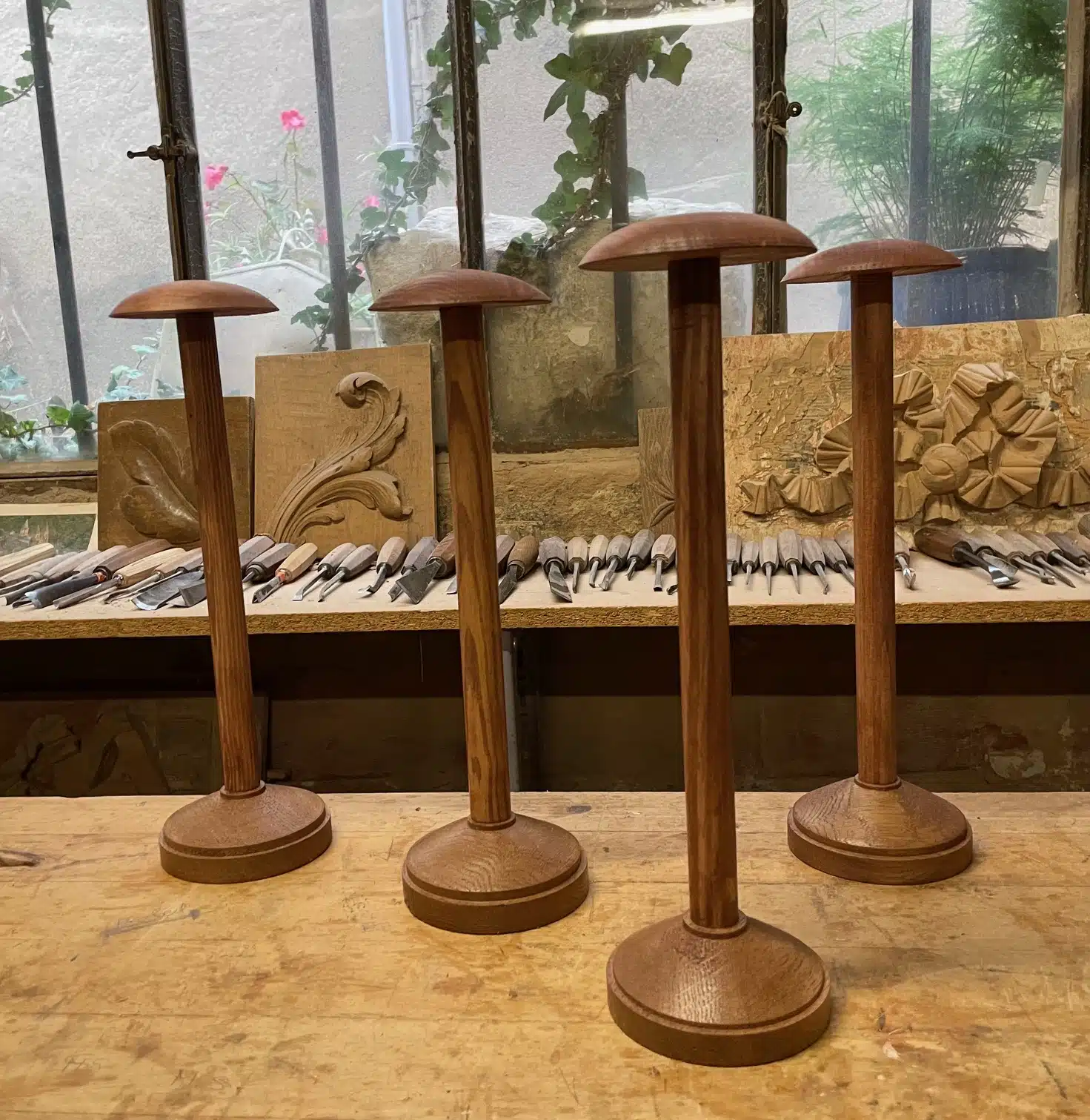 Forme 4 pieds à chapeaux – Image 2