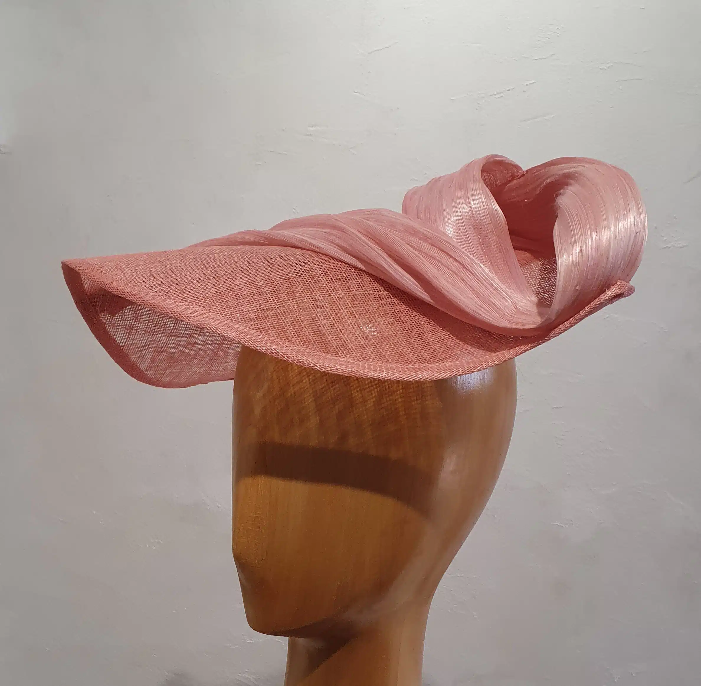 Chapeau Femme, type Parure de tête, en sisal et Abacca soie, rose, T unique – Image 5
