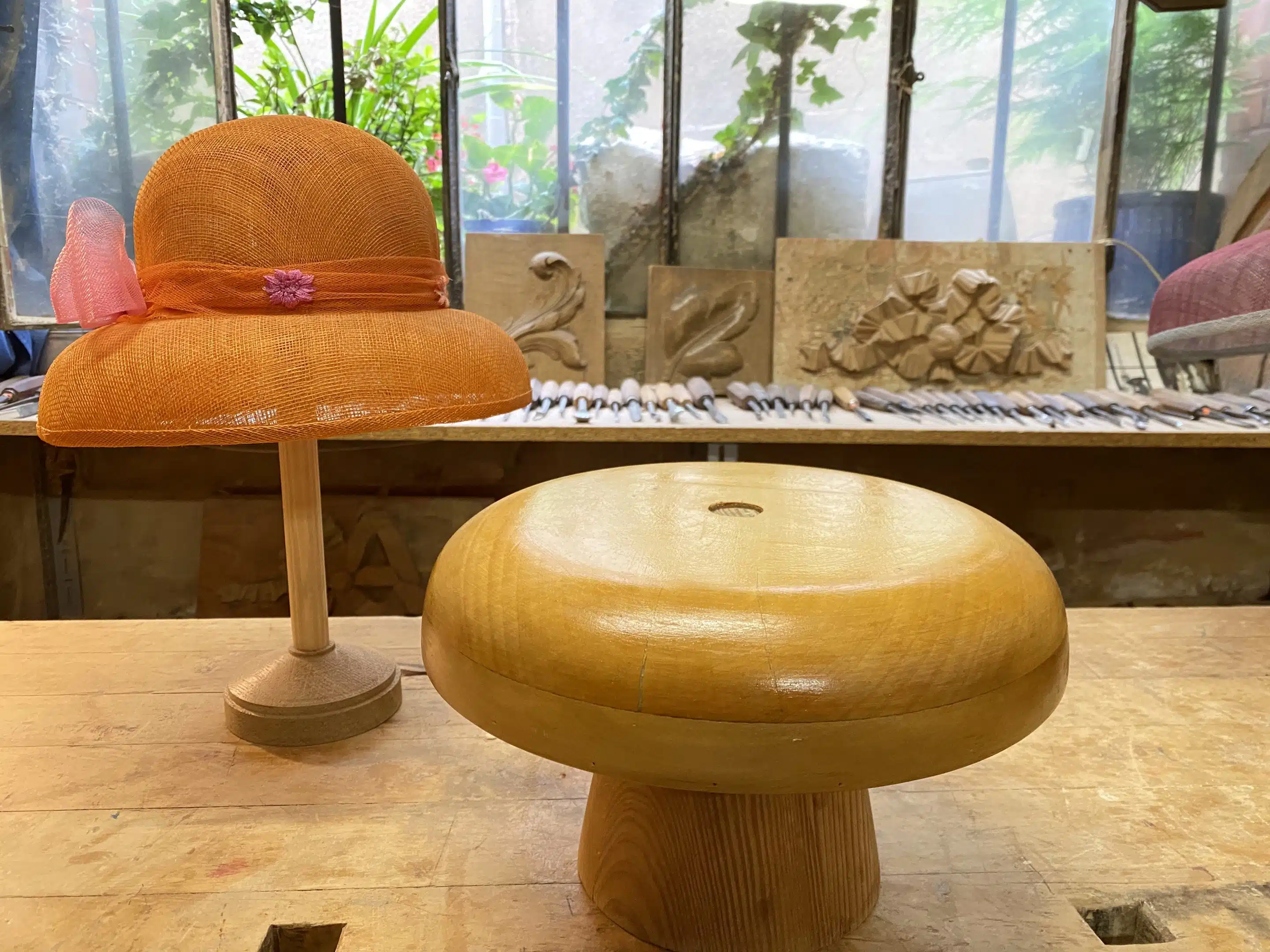 Forme à chapeaux – Bord clochant bombé Ø28