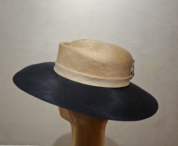 Chapeau Femme, type Capeline, en paille véritable, ivoire et marine, T 57 – Image 6