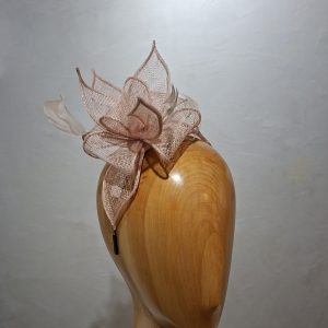 Chapeau femme, type parure de tête, sisal rose, taille U