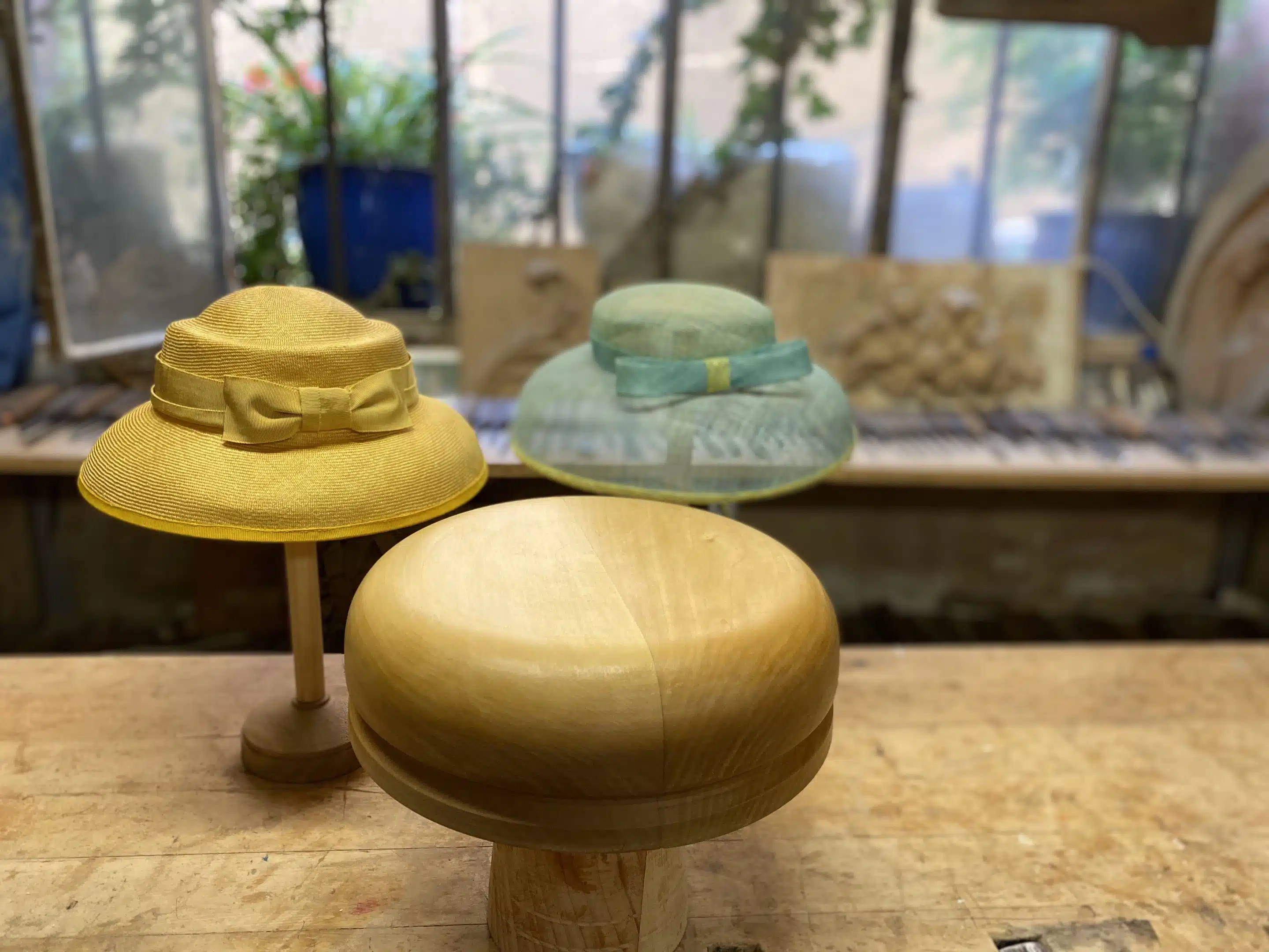 Forme à chapeaux – Bord clochant bombé Ø28 avec dorcet – Image 4