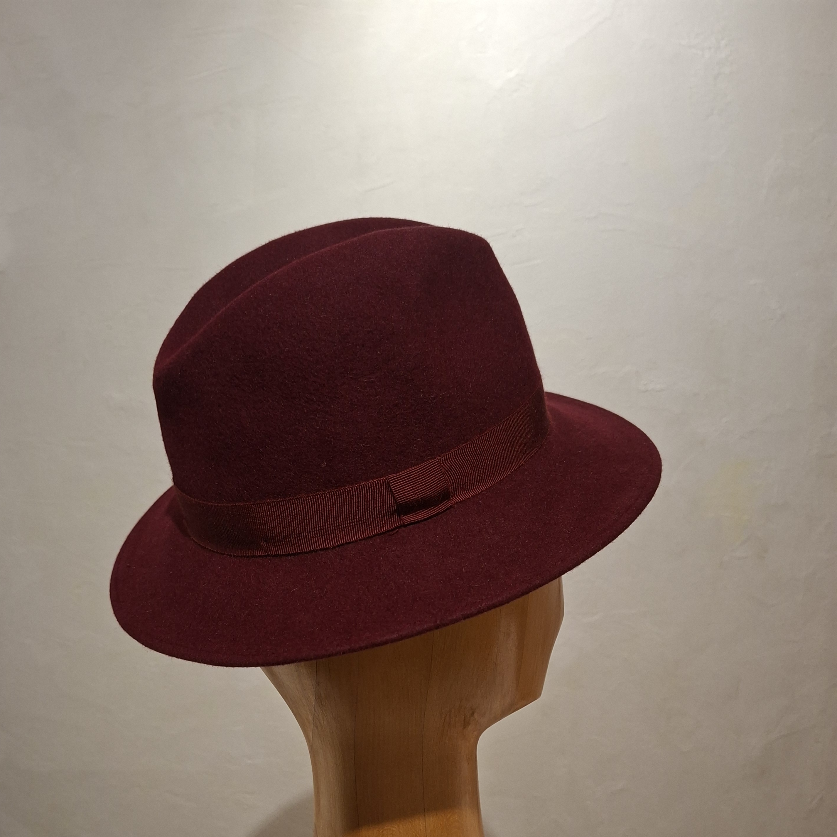 Chapeau, type Fedora, feutre de poil, Bordeaux, T 58 – Image 4