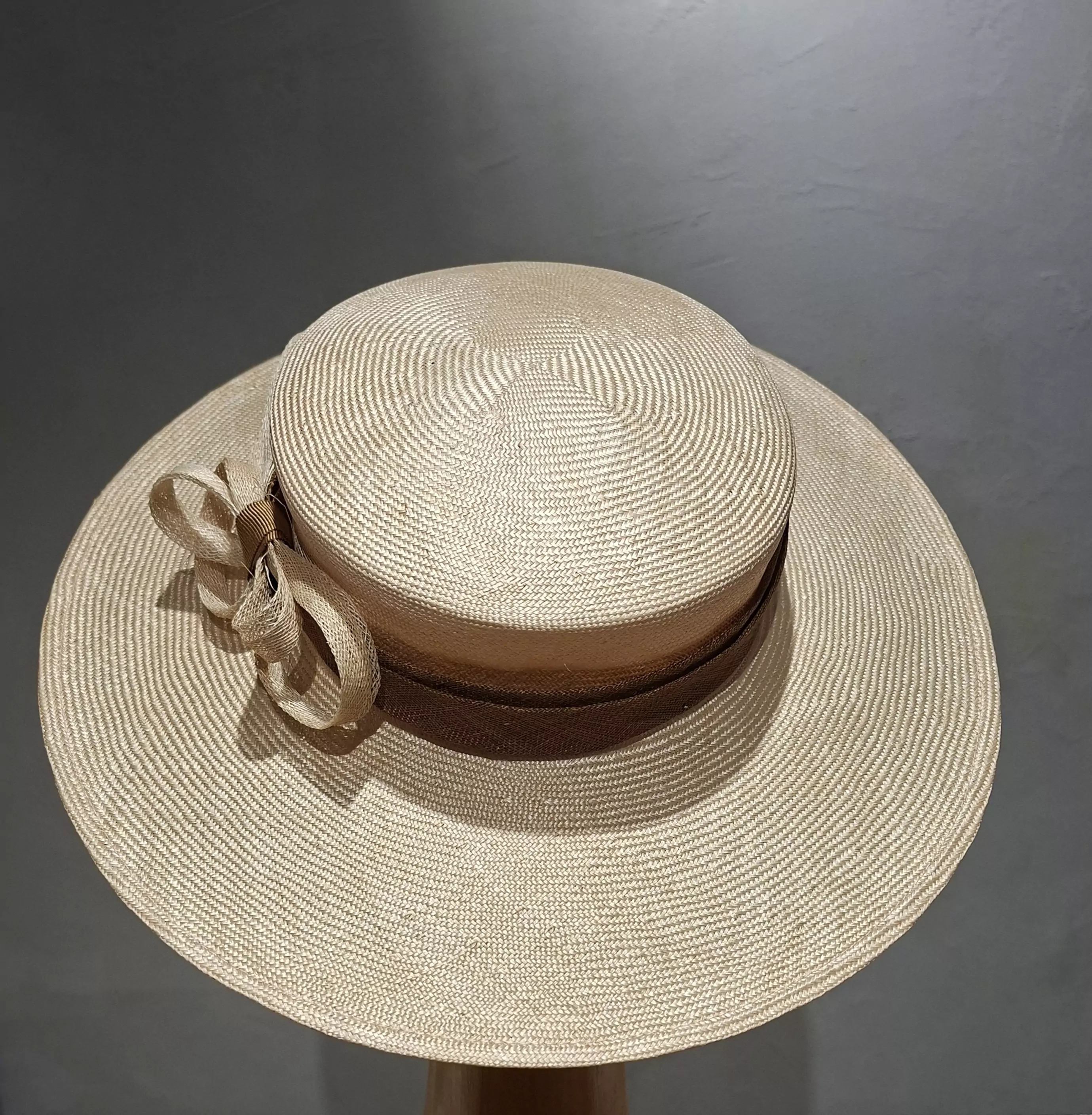 Chapeau Femme, type Capeline, Paille naturelle, couleur dorée, T 56 – Image 5