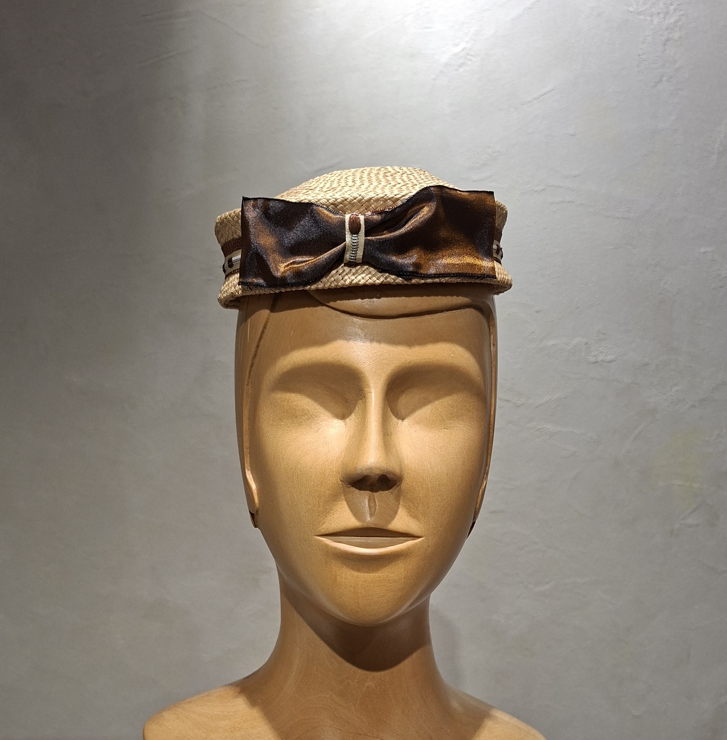 Chapeau Femme, type Bibi, en paille, T unique