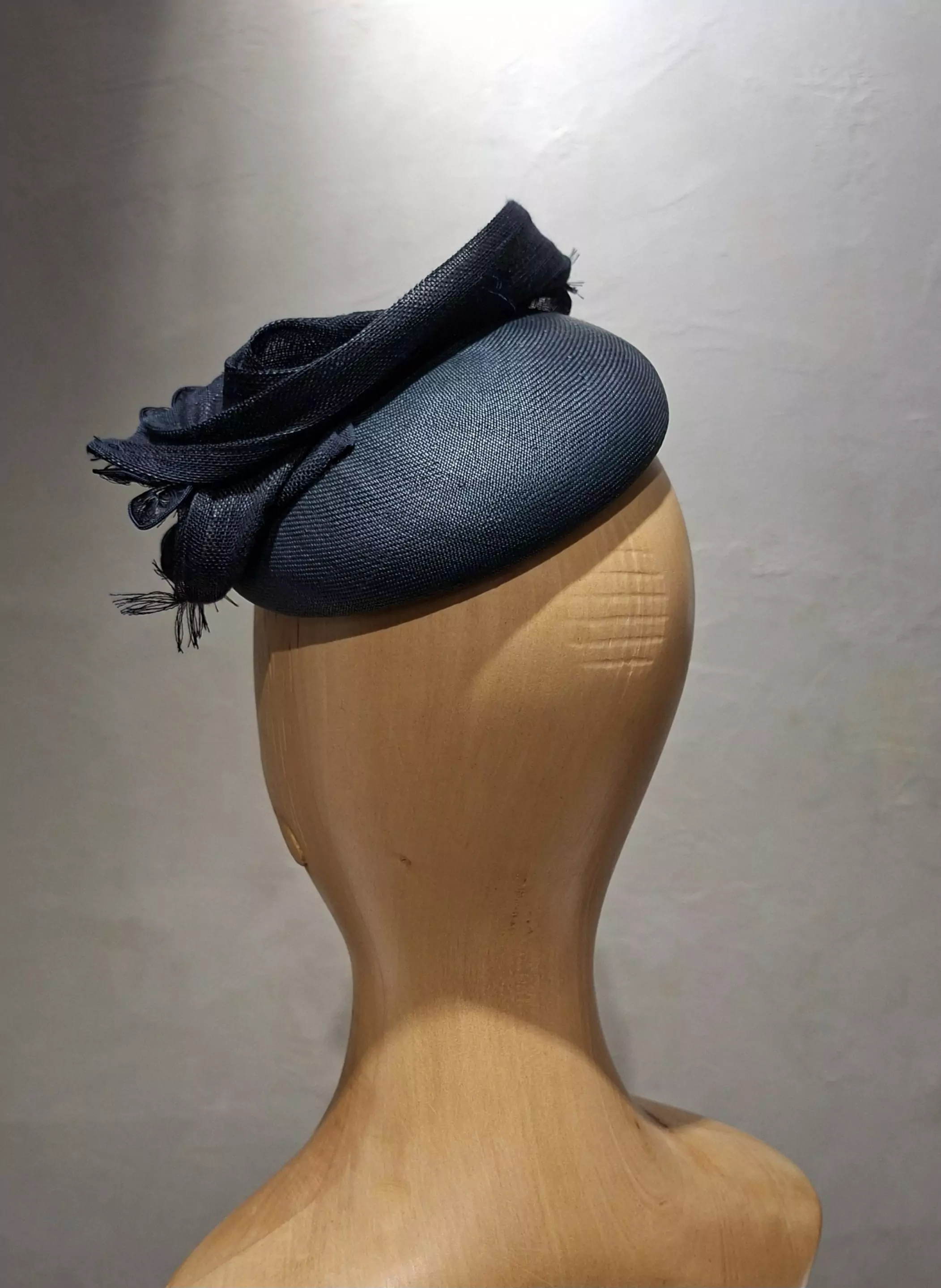 Chapeau Femme, type Bibi, paille Parabuntal, marine, T unique – Image 3