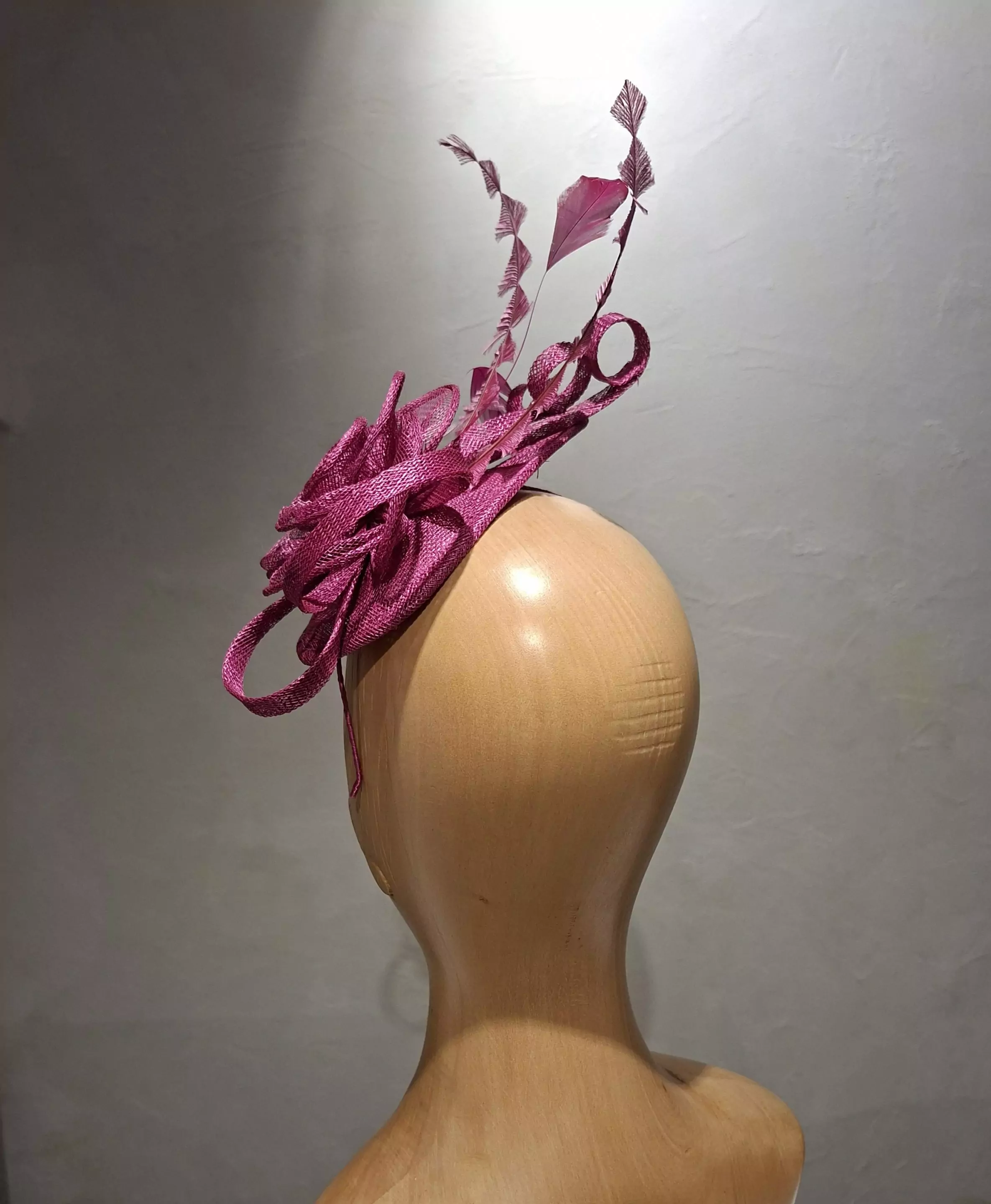 Chapeau Femme, type Parure de tête, en sisal rose, T unique – Image 5