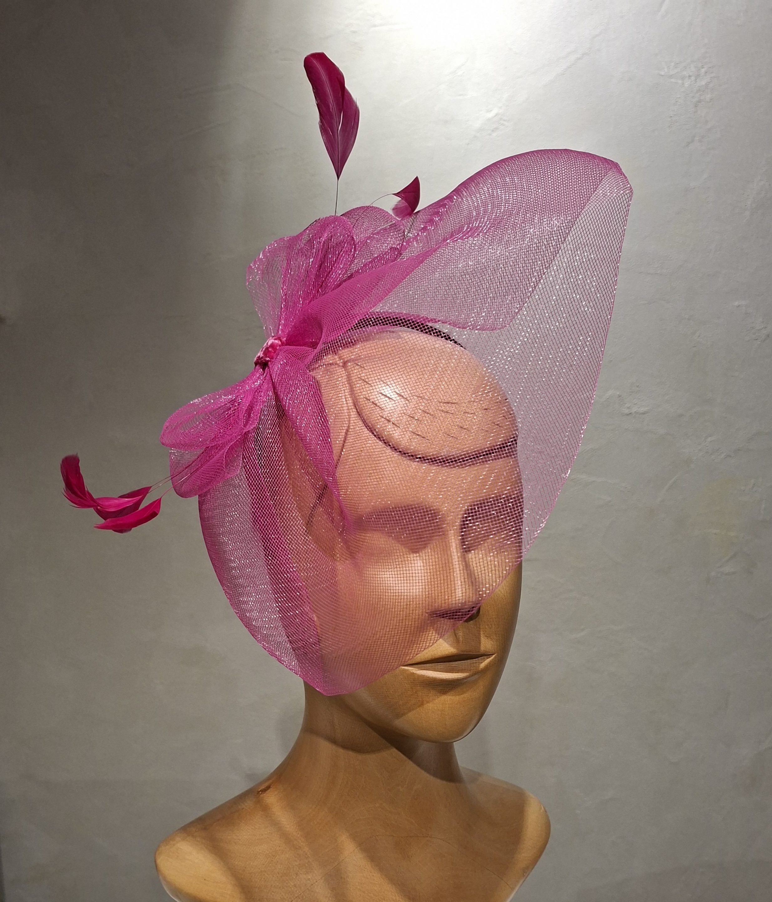 Chapeau Femme, type Parure de tête, en sisal rose, T unique