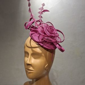 Chapeau Femme, type Parure de tête, en sisal rose, T unique