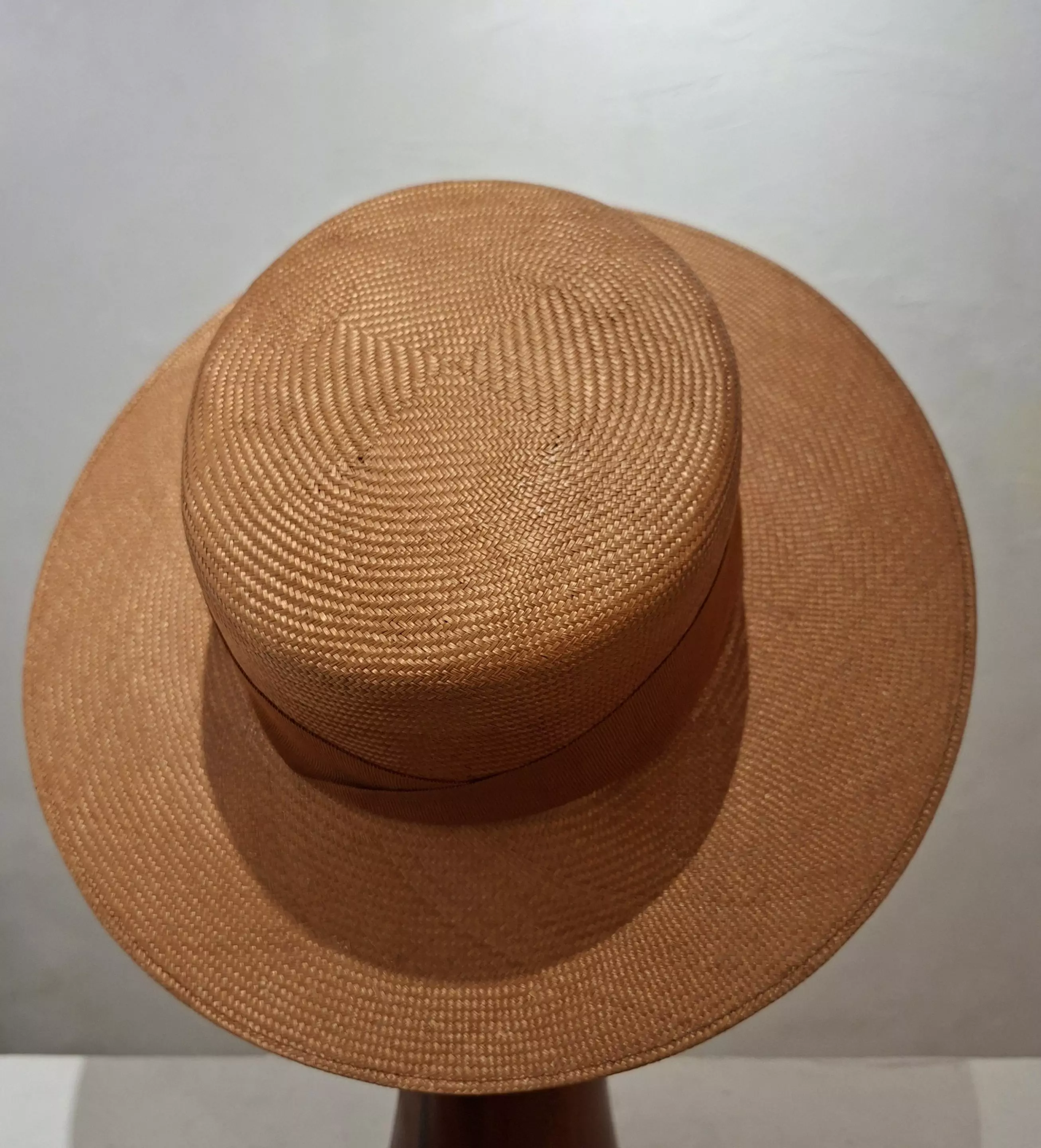 Chapeau, type Gardian, en paille Parasisal fine, de couleur cuivre, T 55 – Image 3