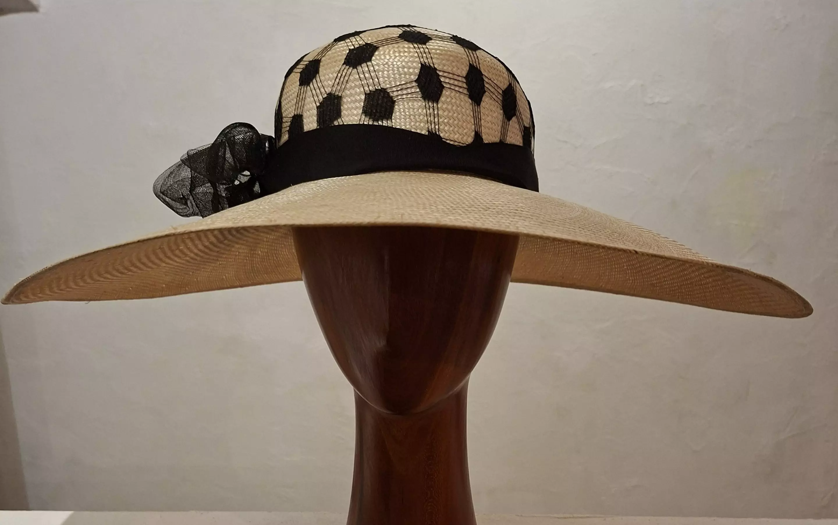 Chapeau Femme, type Grande Capeline, en paille Parasisal, T 56