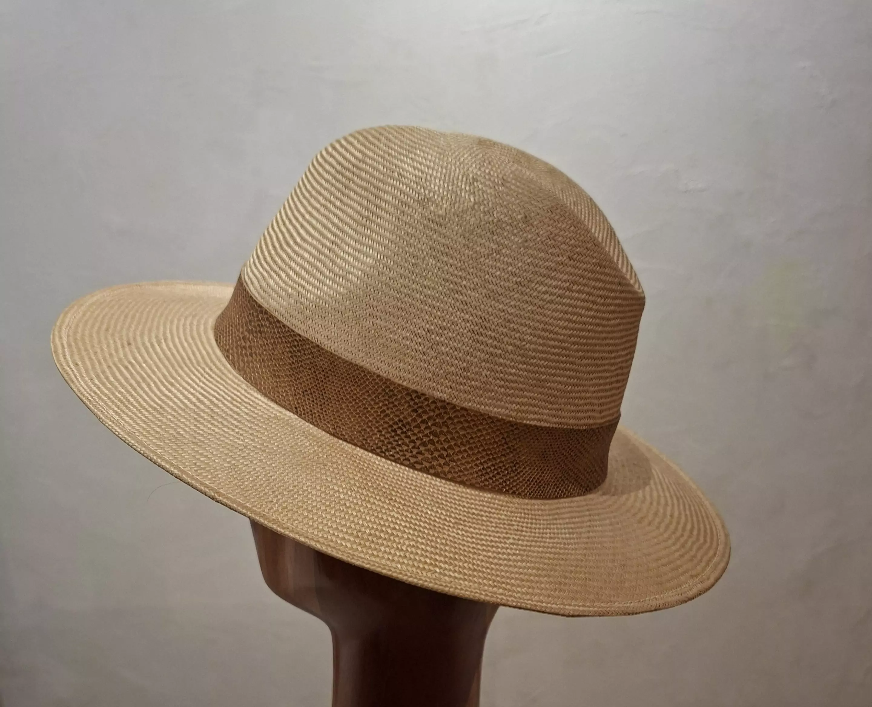Chapeau mixte, type "Fedora" en paille Parasisal fine, beige, T 56 – Image 6