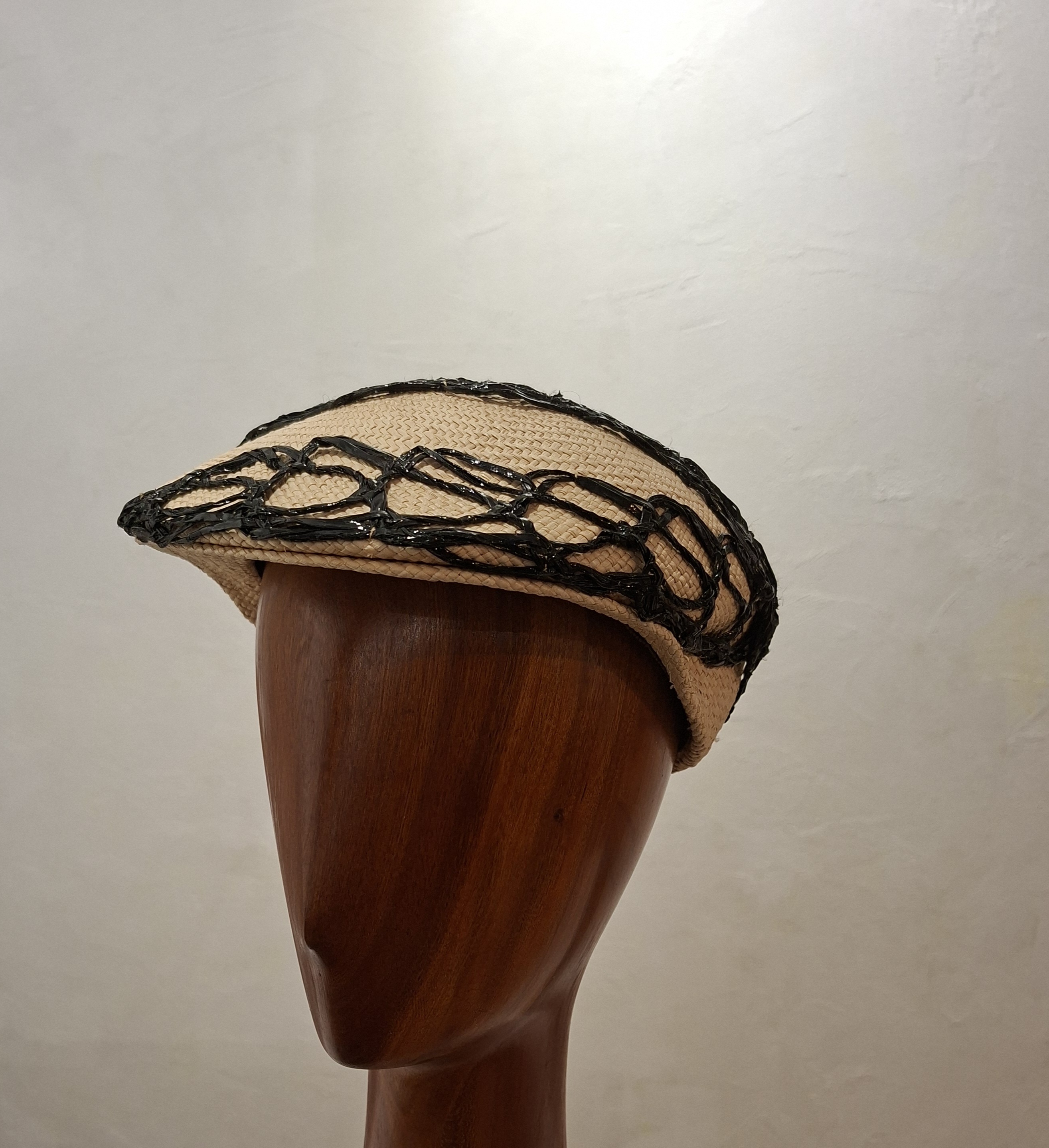 Chapeau mixte, type casquette « plate », en paille, ivoire, T 56
