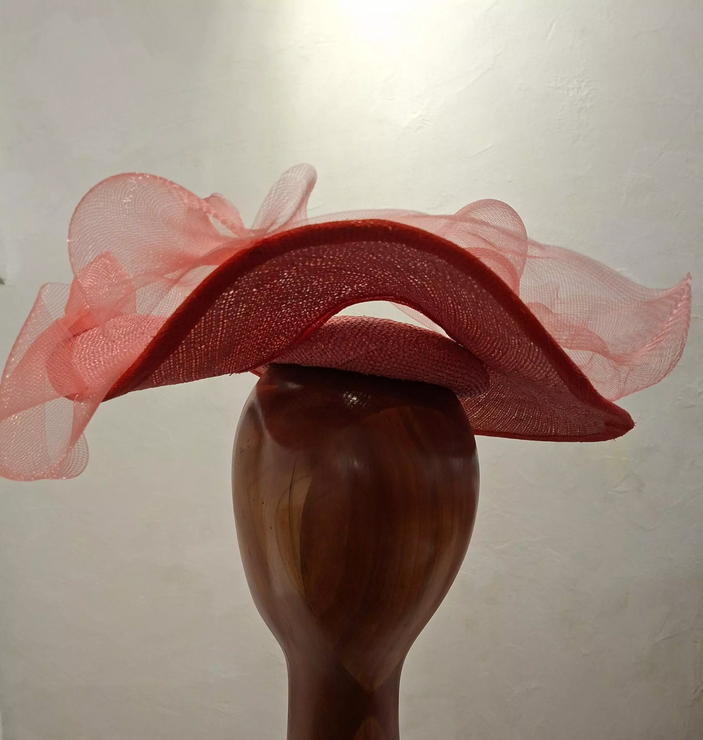 Chapeau Femme, type Parure de Tête, en paille et crin, rose et rouge,Taille unique – Image 5